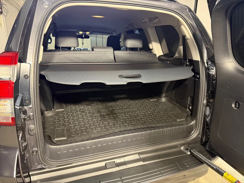 Toyota Land cruiser 150, снимка 9 - Автомобили и джипове - 53270258