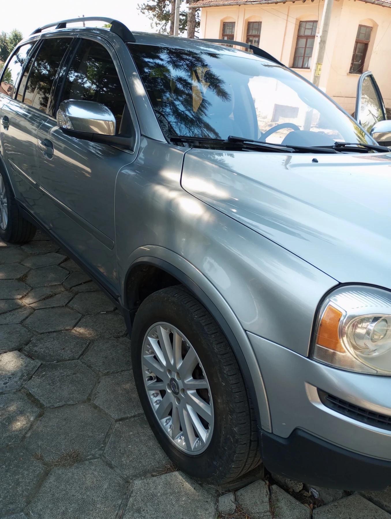 Volvo Xc90 2.4 D5 R-DESIGN - изображение 3