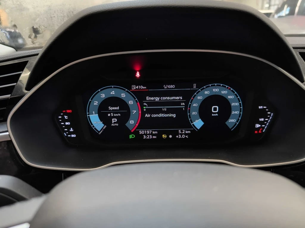 Audi Q3 * Komfort * CARFAX * Quattro AWD - изображение 8