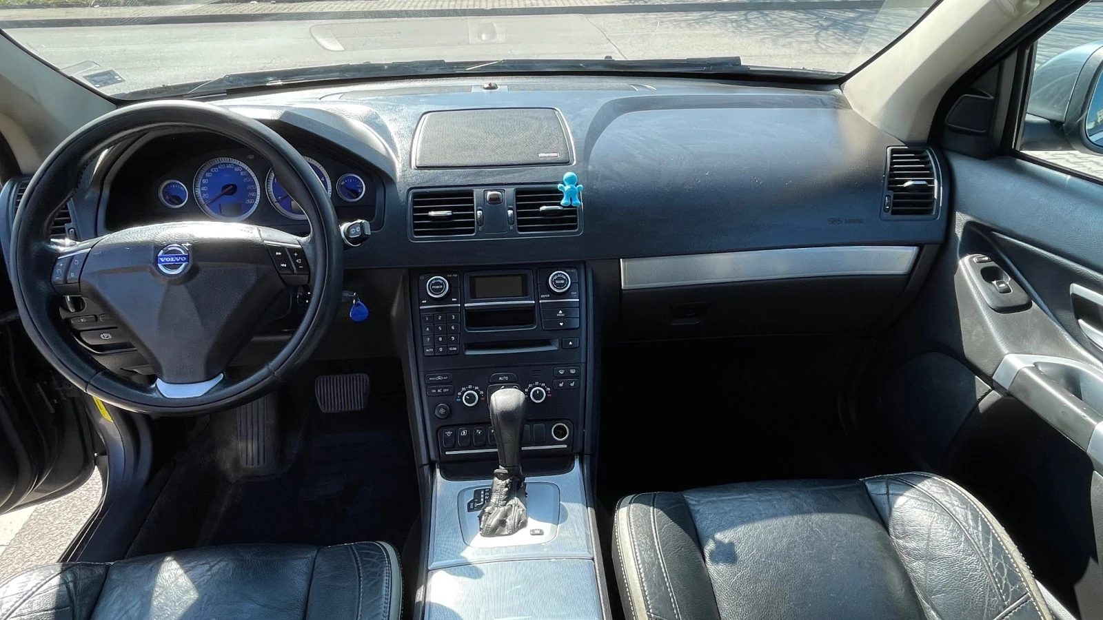 Volvo Xc90, снимка 16 - Автомобили и джипове - 53749540