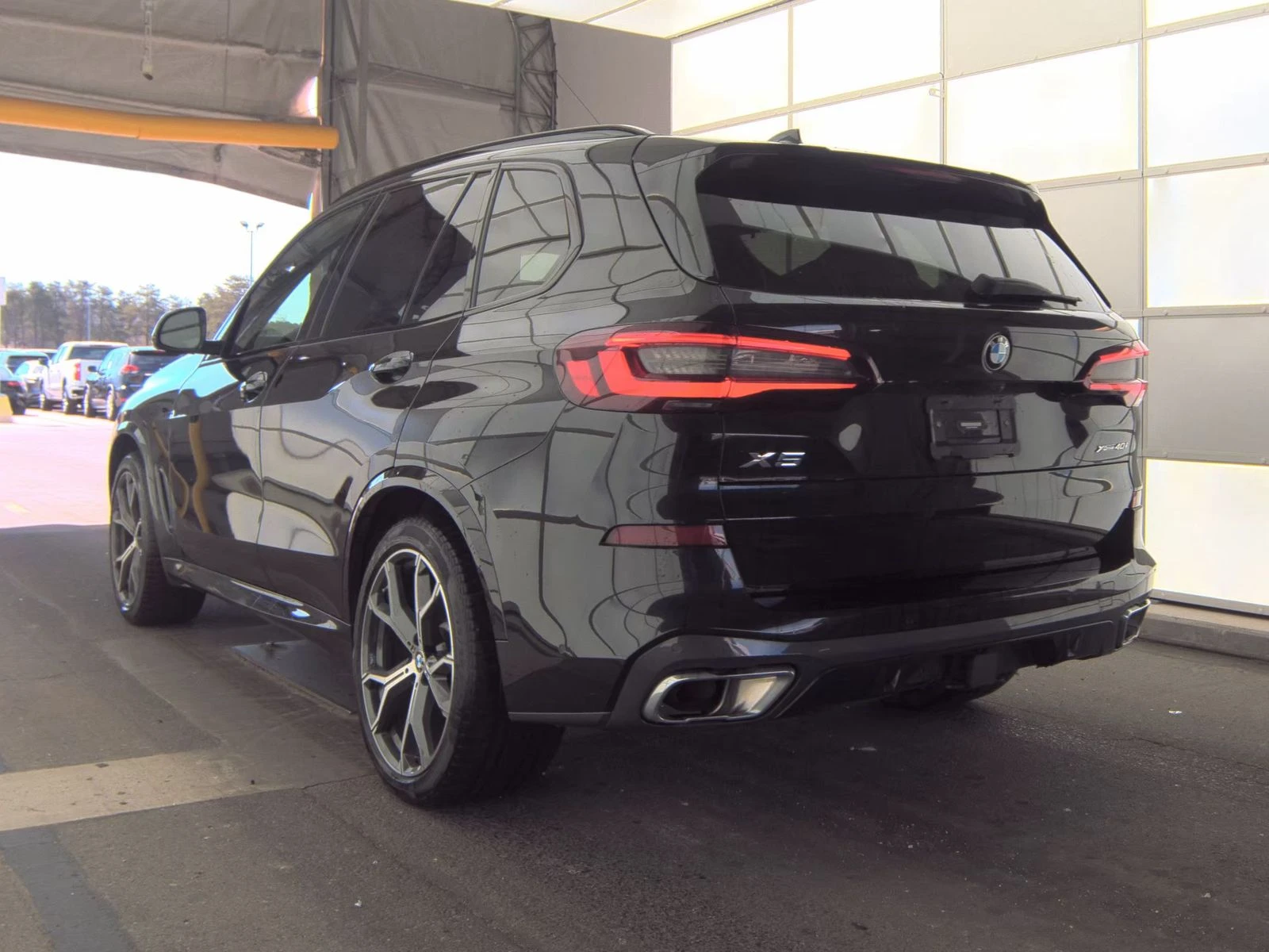 BMW X5 xDrive40i * CARFAX* DISTRONIC * ЛАЗЕРИ, снимка 5 - Автомобили и джипове - 53850276