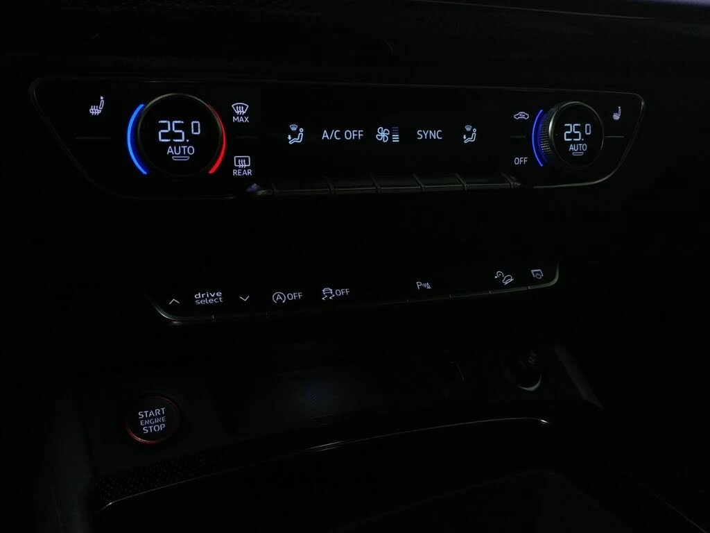 Audi SQ5 АвтоКредит* (ЦЕНА ДО БГ)3.0TFSI quattro Progressiv, снимка 15 - Автомобили и джипове - 54068556