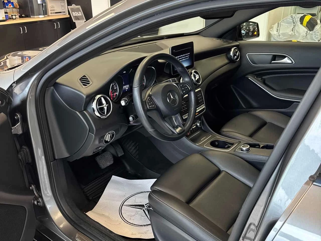 Mercedes-Benz GLA 250 * �� ���������������� * ���������� * ��� ��������� | Mobile.bg � ����������� 8
