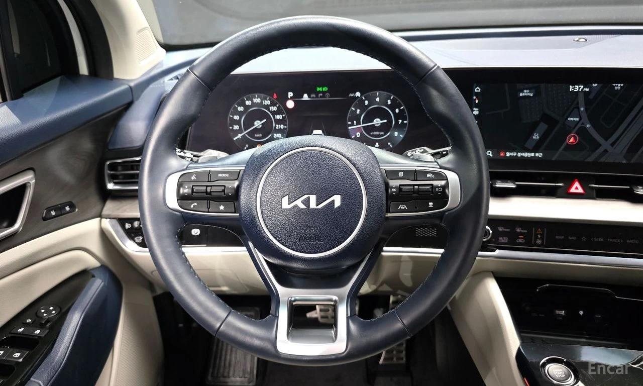 Kia Sportage 1.6* TURBO* SIGNATURE* EDITION* ОБДУХВАНЕ* 360КАМЕ, снимка 8 - Автомобили и джипове - 54823075