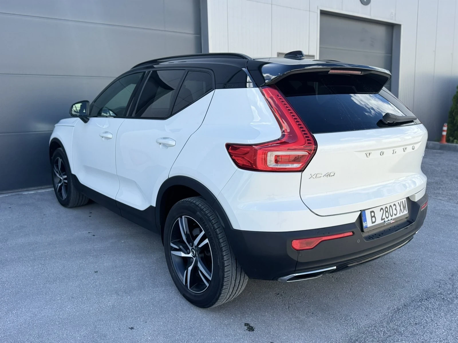 Volvo XC40 D3 150 к.с r-design, снимка 4 - Автомобили и джипове - 55512208