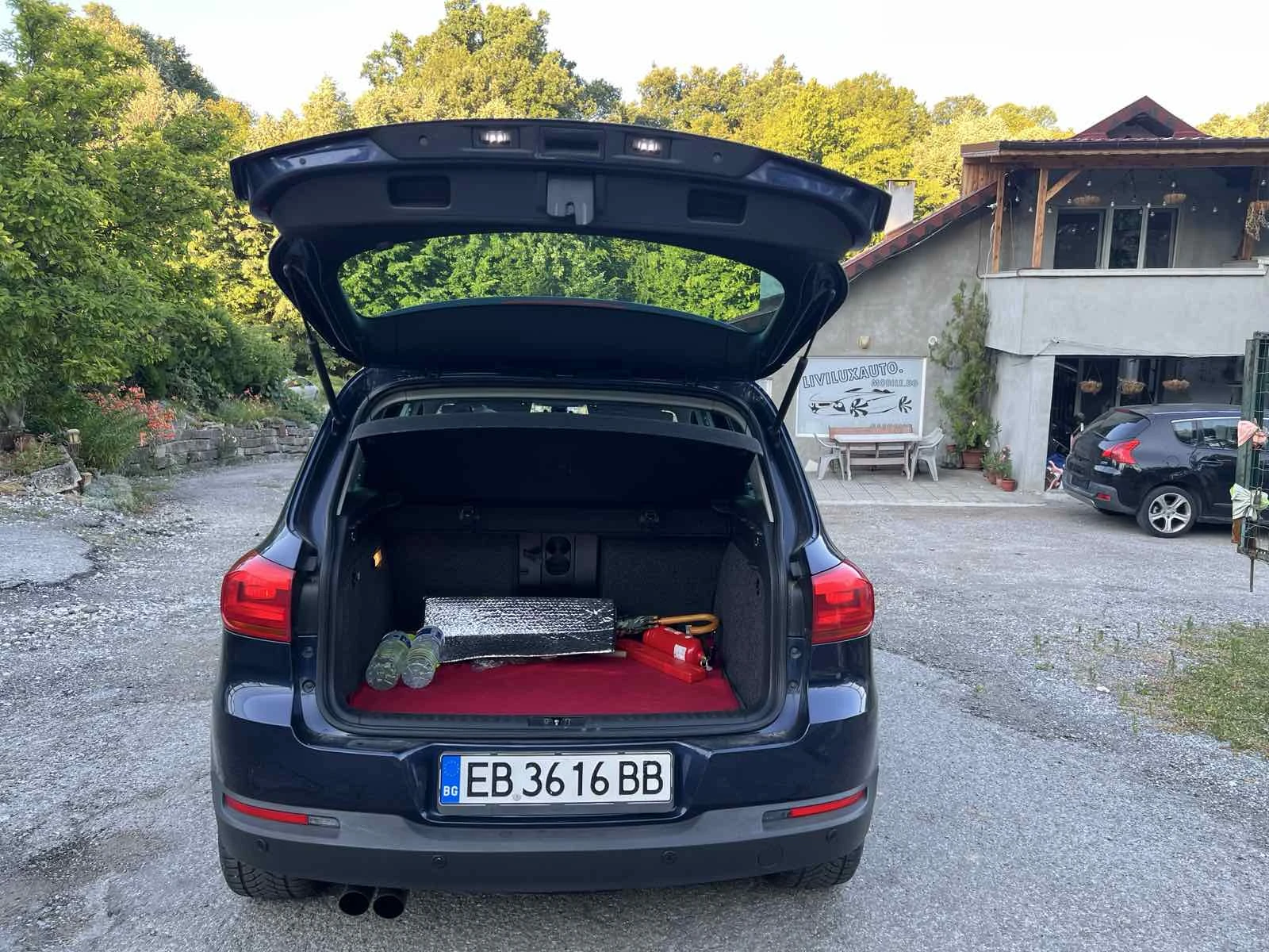 VW Tiguan 2.0140к.с.NAVI4X4, снимка 6 - Автомобили и джипове - 55600729