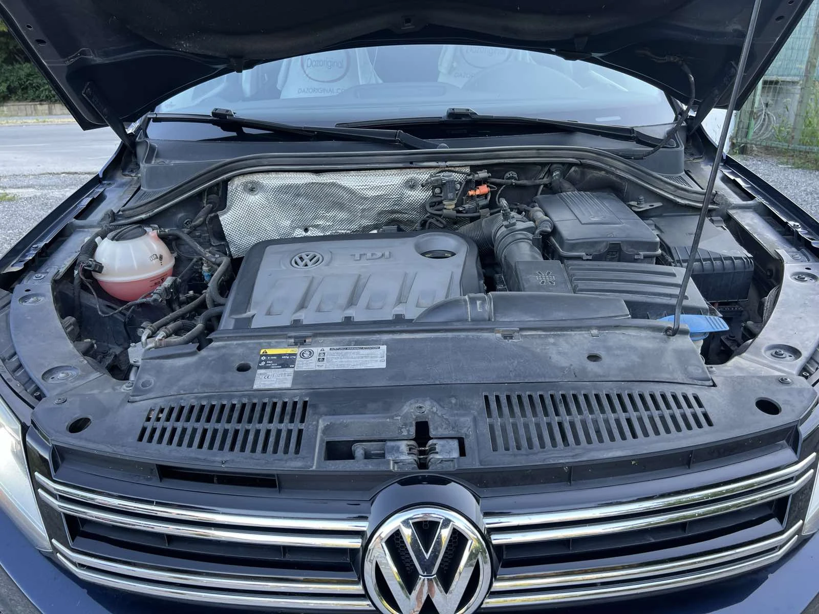VW Tiguan 2.0140к.с.NAVI4X4, снимка 16 - Автомобили и джипове - 55600729