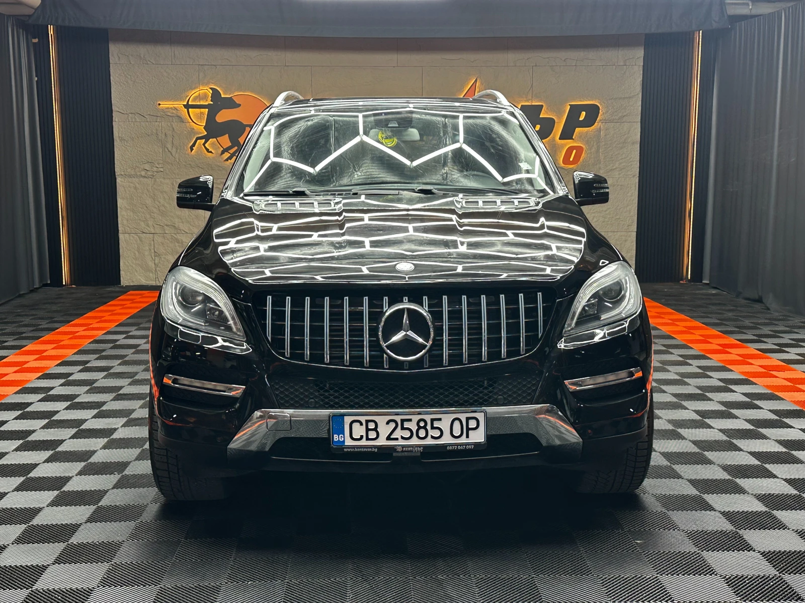 Mercedes-Benz ML 350 AMG Pack 3.0d 258 к.с./4 matic, снимка 2 - Автомобили и джипове - 55990839