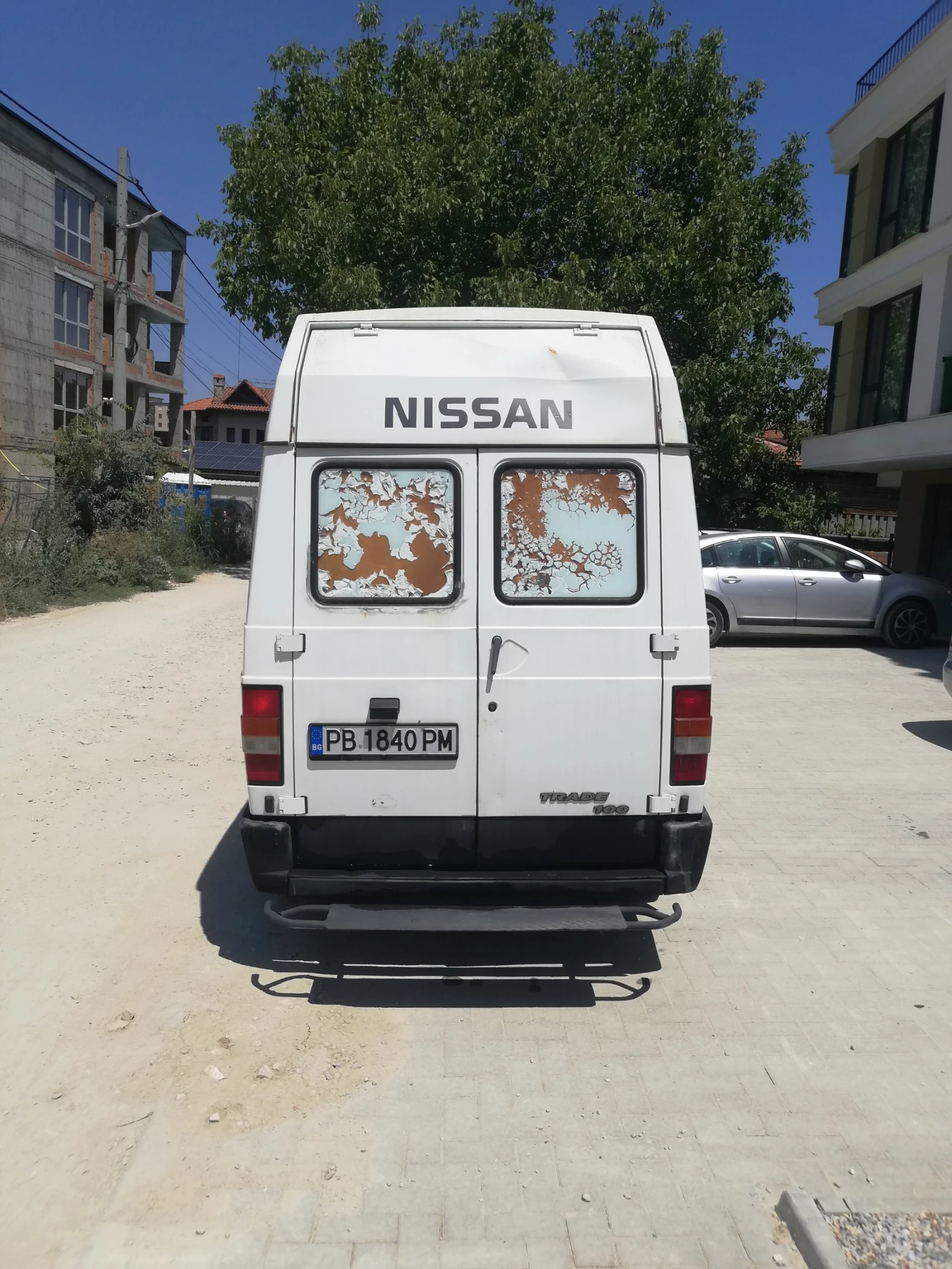 Nissan Trade 100 - изображение 6