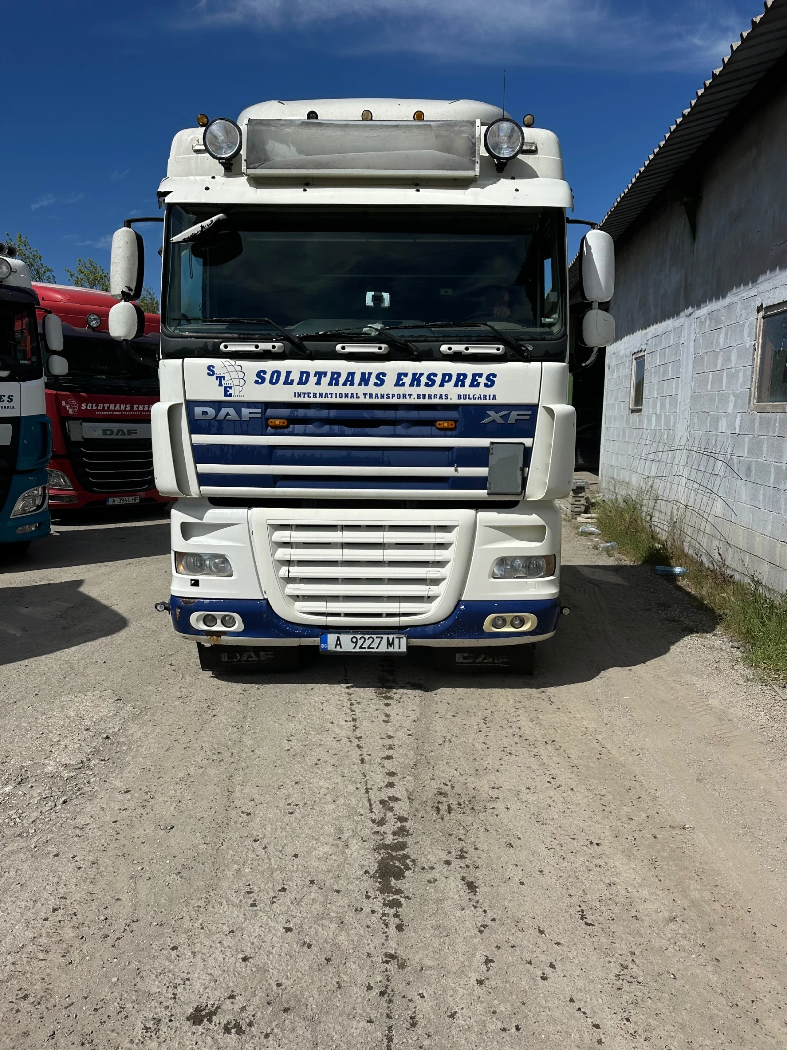 Daf XF XF 105, снимка 9 - Камиони - 54347904