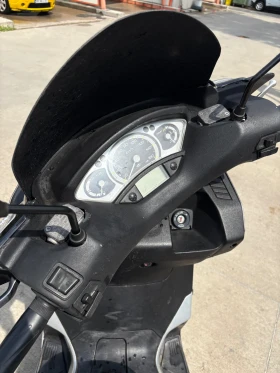 Yamaha X-max Регистриран, снимка 7