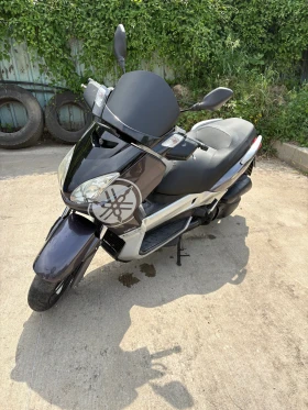     Yamaha X-max 