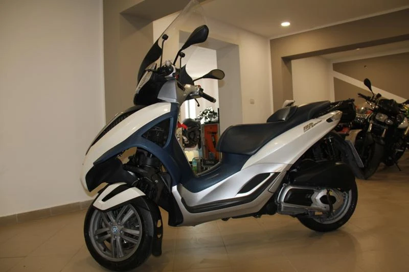 Piaggio Mp3 URBAN 300 ie, снимка 2 - Мотоциклети и мототехника - 35035283