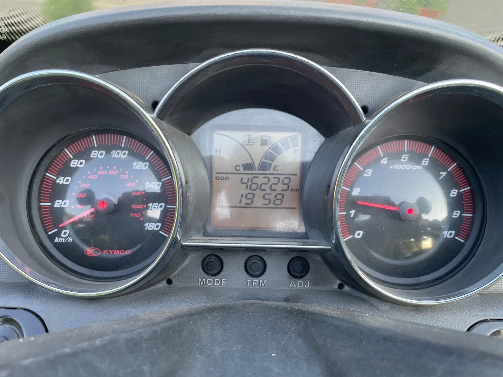 Kymco Downtown Скутер - изображение 8