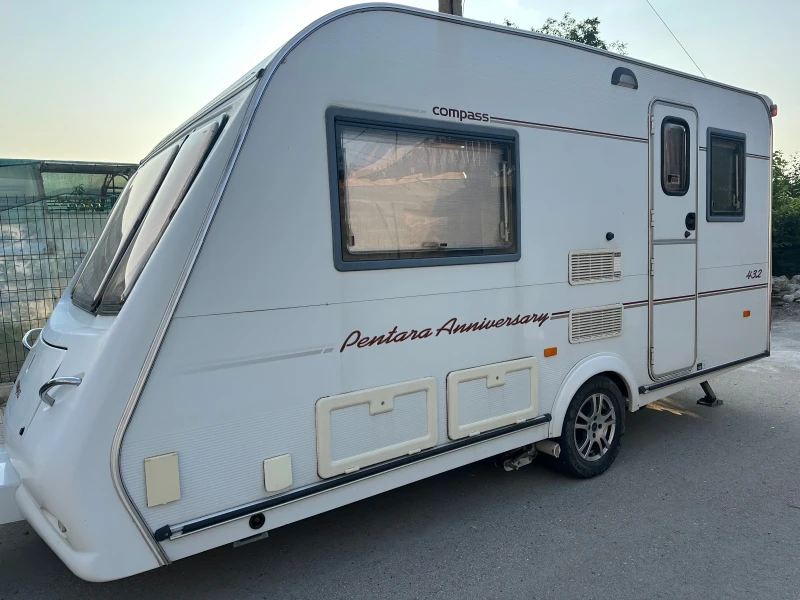 Каравана Compas COMPASS-PENTARA 432- ТОП състяние, снимка 4 - Каравани и кемпери - 51303119