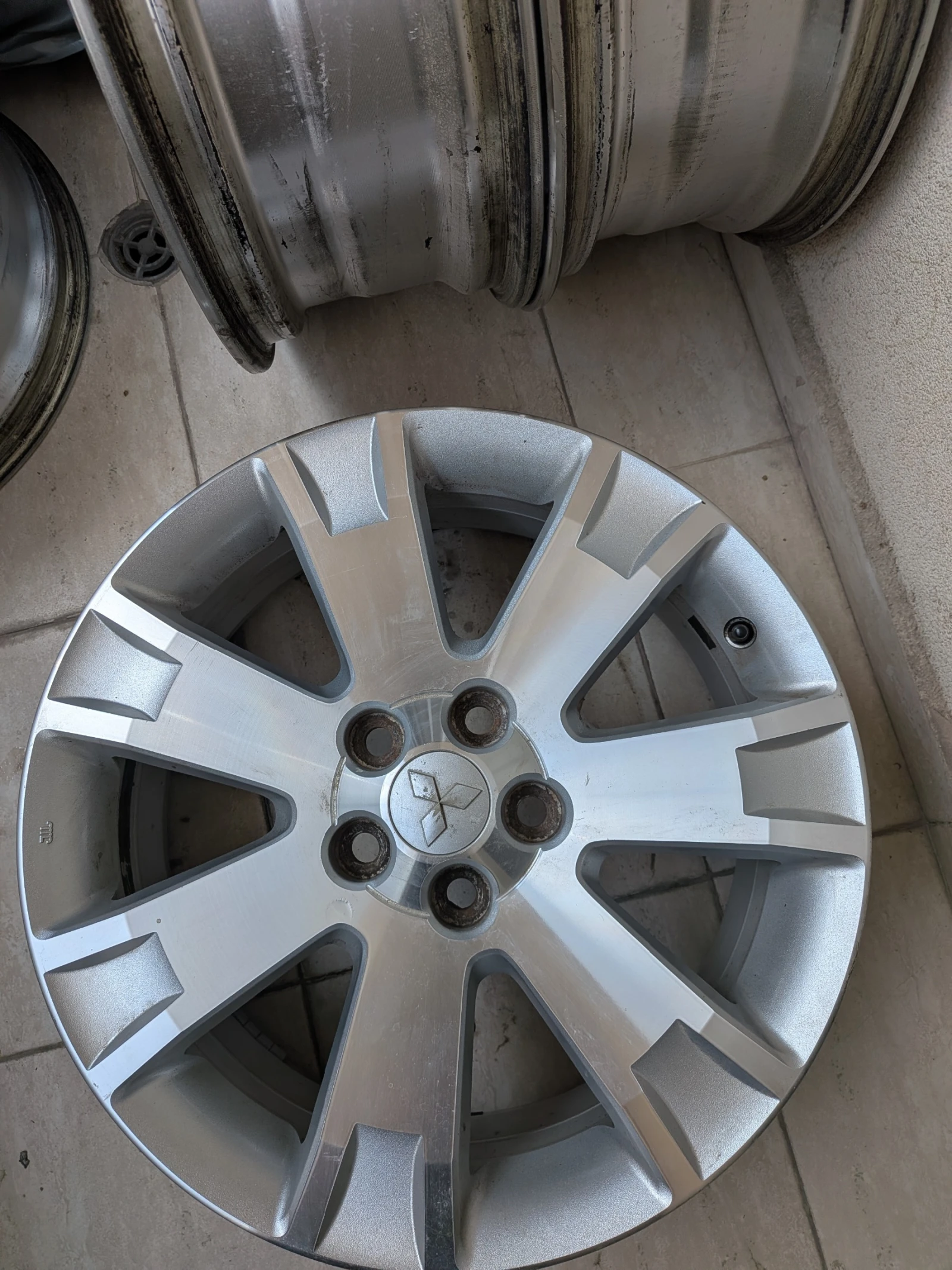 Джанти за Mitsubishi, снимка 10 - Гуми и джанти - 55791494