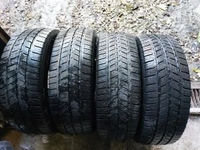 Гуми Зимни 215/65R16, снимка 1 - Гуми и джанти - 43634976