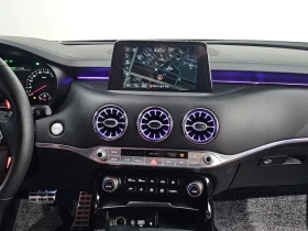 Kia Stinger  3.3 Turbo Awd Gt, снимка 13