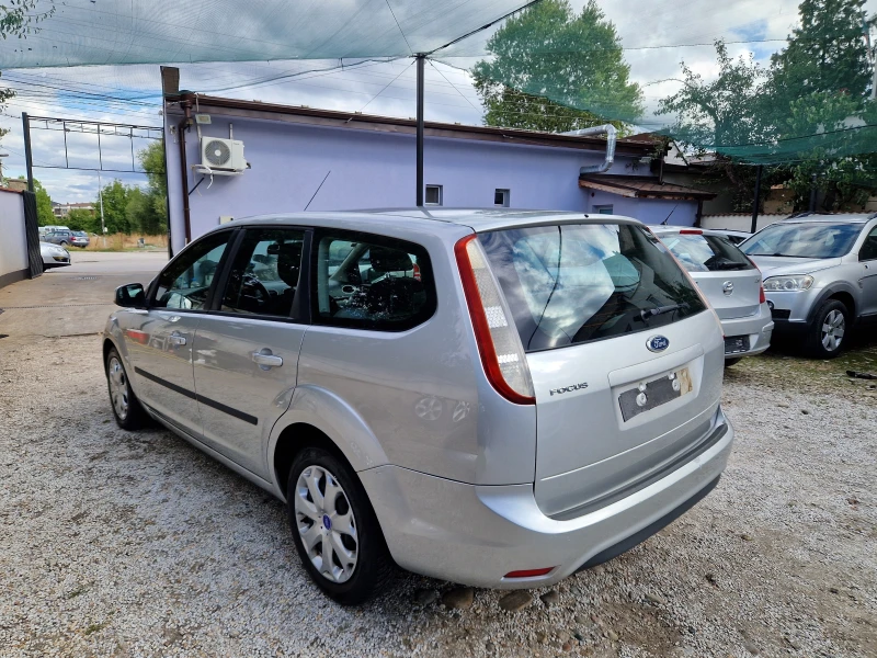 Ford Focus 1.6i 116к.с. ПЕРФЕКТЕН, снимка 5 - Автомобили и джипове - 47305411