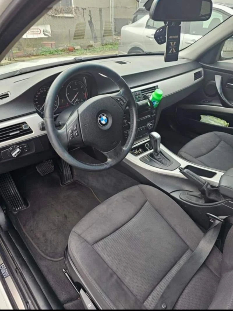 BMW 320 D, снимка 3 - Автомобили и джипове - 47725690