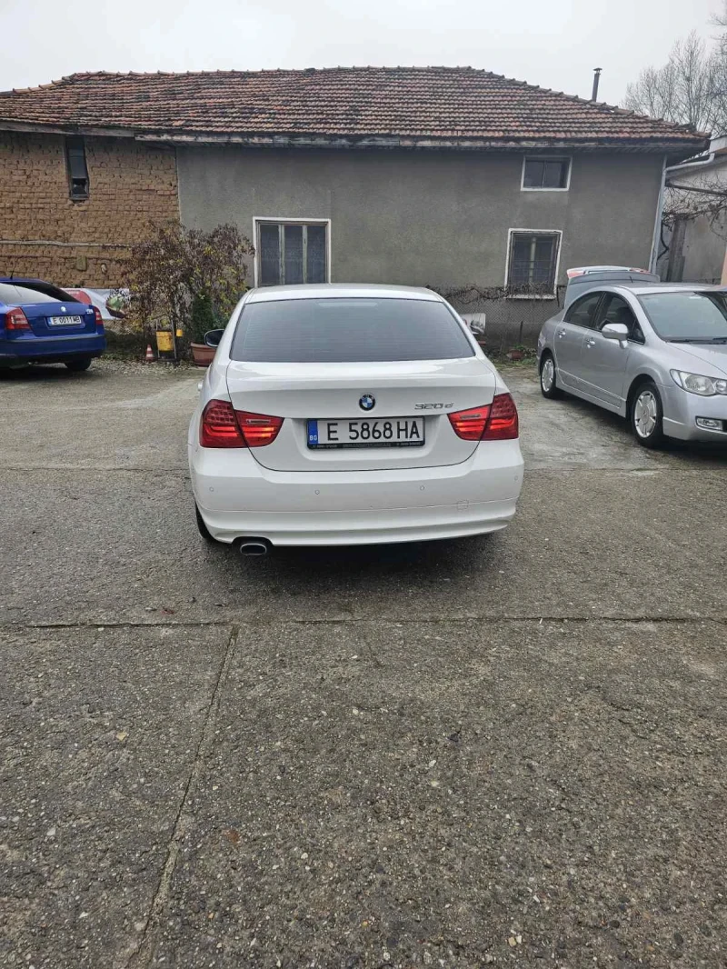 BMW 320 D, снимка 5 - Автомобили и джипове - 47725690