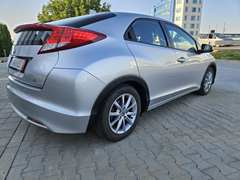 Honda Civic 1.8i SWISS EDITION 97000km , снимка 5 - Автомобили и джипове - 48711972