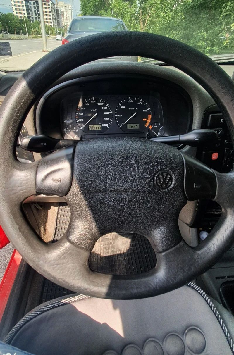 VW Polo, снимка 5 - Автомобили и джипове - 49285232