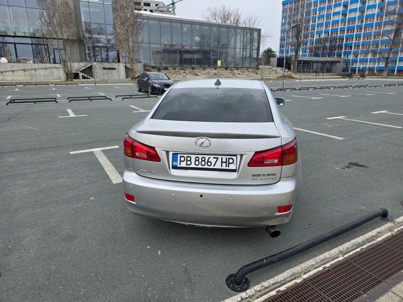 Lexus IS 220d 2.2, снимка 3 - Автомобили и джипове - 49597696