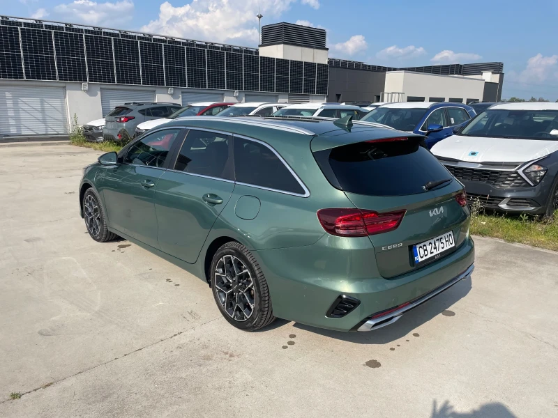 Kia Ceed 1.6 PHEV(Plug-in hybrid), снимка 4 - Автомобили и джипове - 52285599