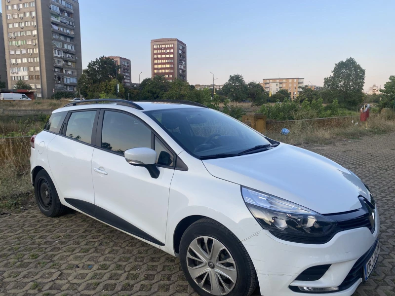 Renault Clio, снимка 2 - Автомобили и джипове - 52813944