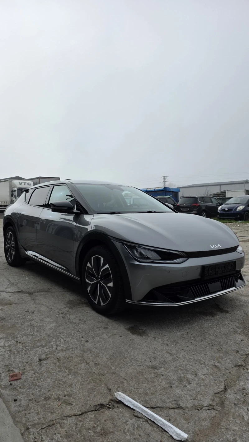 Kia EV6, снимка 4 - Автомобили и джипове - 51791009