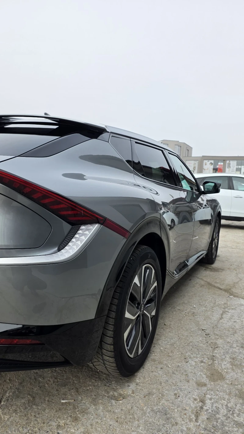Kia EV6, снимка 6 - Автомобили и джипове - 51791009