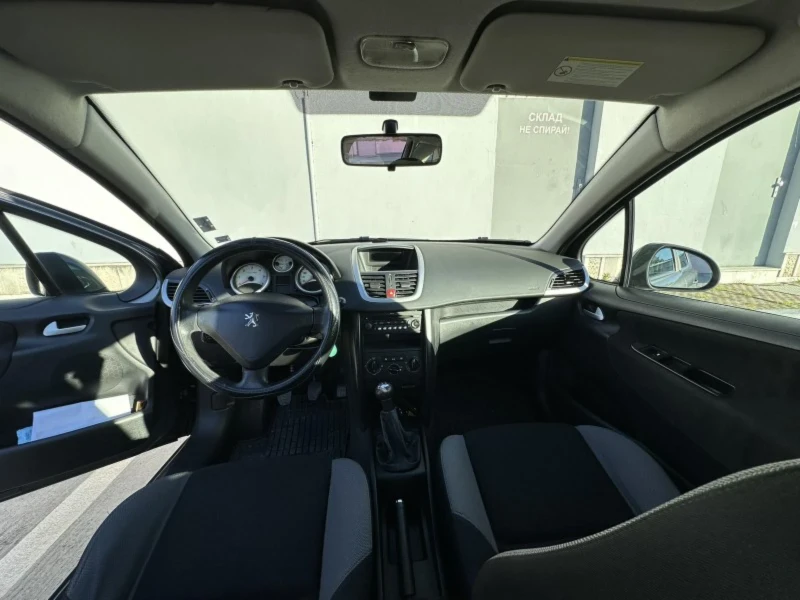 Peugeot 207, снимка 8 - Автомобили и джипове - 52403585