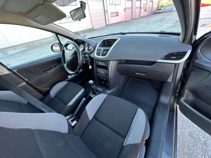 Peugeot 207, снимка 7 - Автомобили и джипове - 52403585