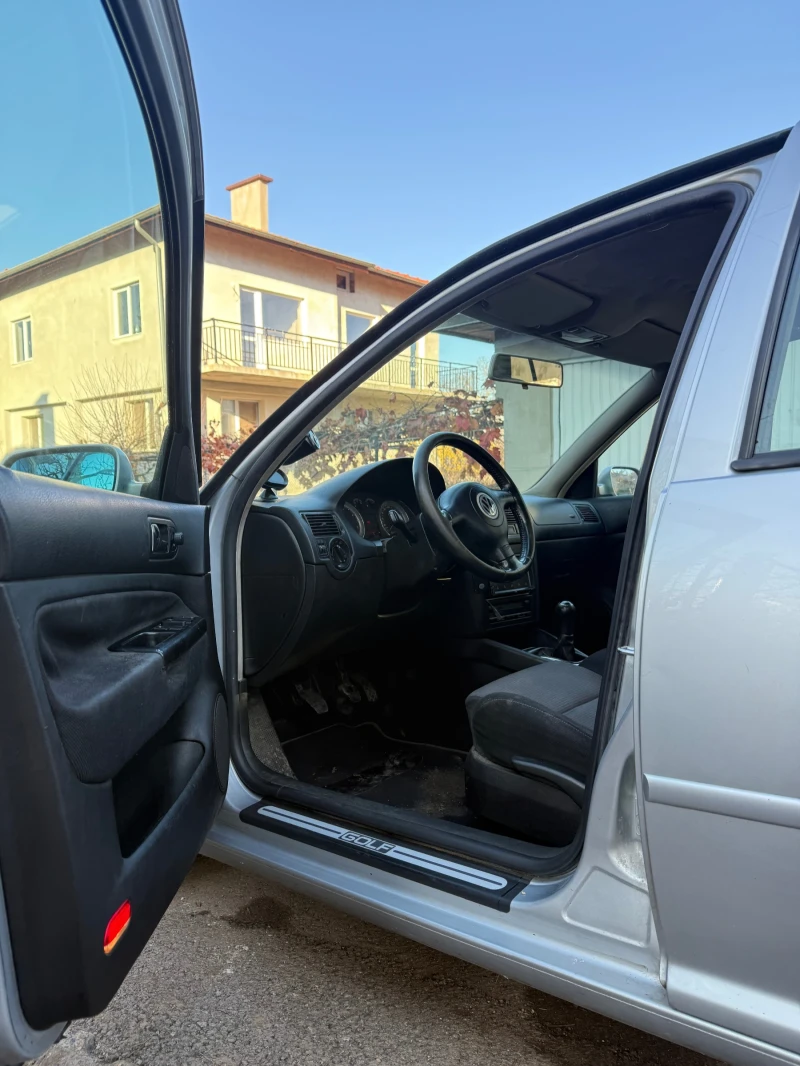 VW Golf, снимка 6 - Автомобили и джипове - 52857408