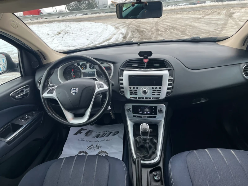 Lancia Delta 1.6m-jet-120-ITALIA, снимка 8 - Автомобили и джипове - 53348079