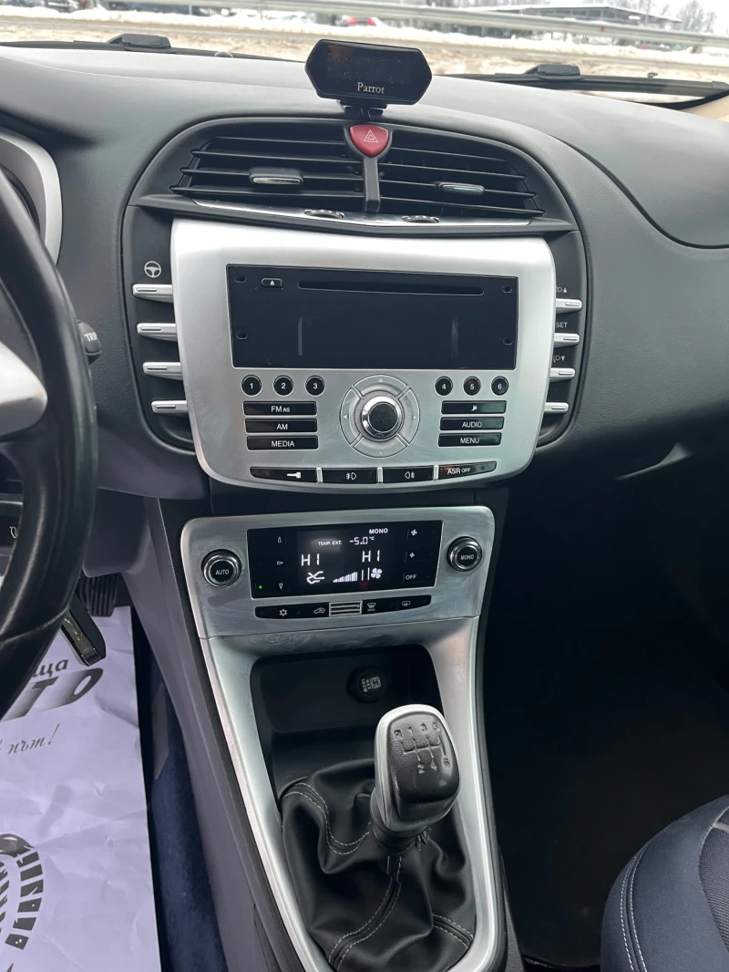 Lancia Delta 1.6m-jet-120-ITALIA, снимка 13 - Автомобили и джипове - 53348079