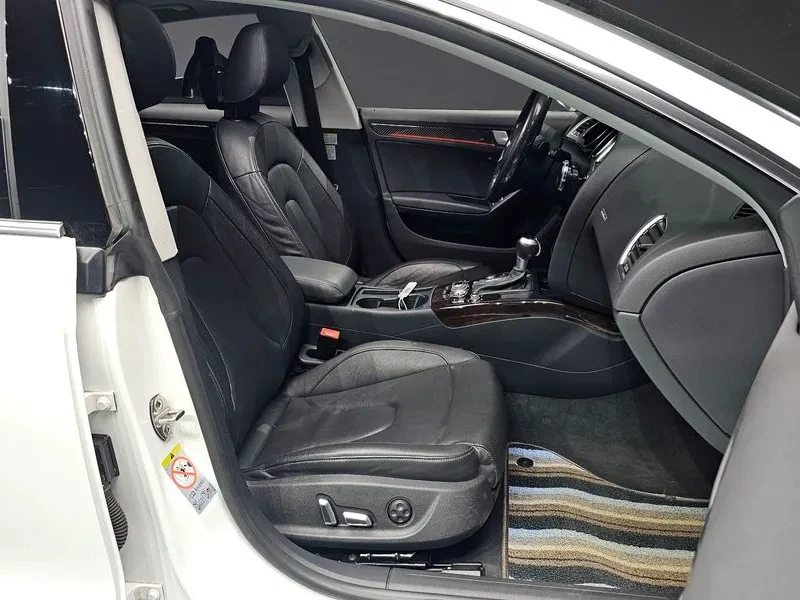 Audi A5 2.0 TDI Quattro, снимка 10 - Автомобили и джипове - 54146223