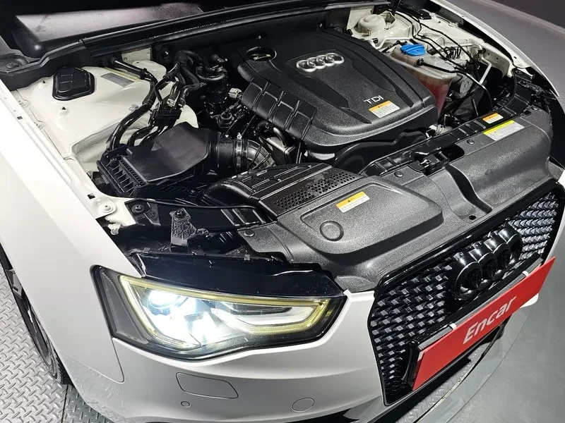 Audi A5 2.0 TDI Quattro, снимка 6 - Автомобили и джипове - 54146223