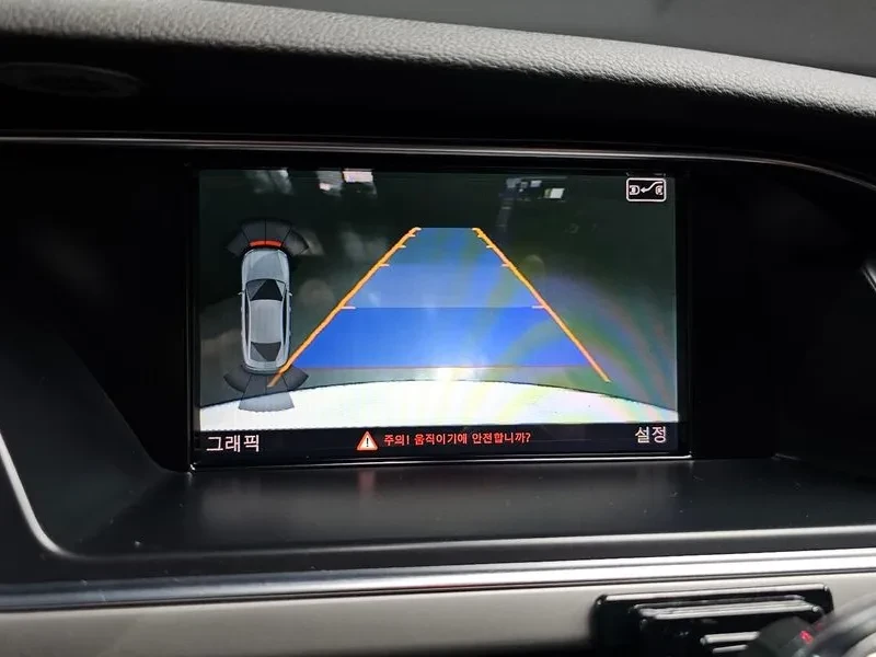 Audi A5 2.0 TDI Quattro, снимка 15 - Автомобили и джипове - 54146223