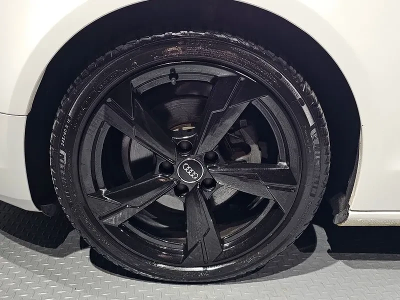 Audi A5 2.0 TDI Quattro, снимка 5 - Автомобили и джипове - 54146223