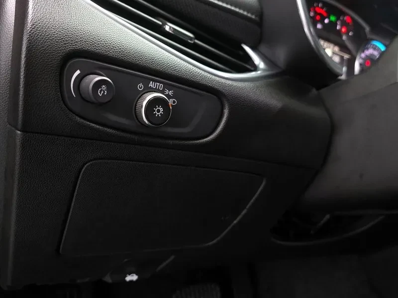 Chevrolet Malibu 1.5 Turbo Ltz Premium Safety, снимка 14 - Автомобили и джипове - 55298697