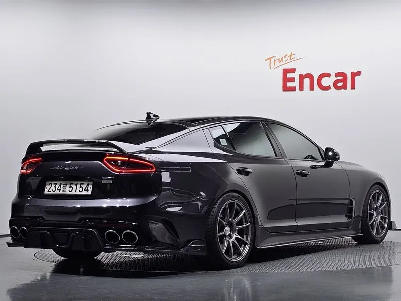 Kia Stinger  3.3 Turbo Awd Gt, снимка 2 - Автомобили и джипове - 56357117