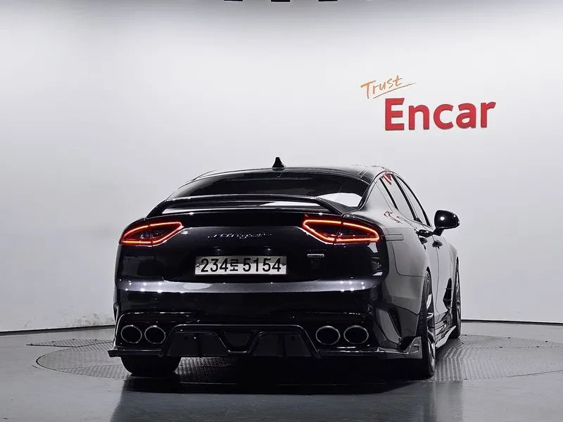 Kia Stinger  3.3 Turbo Awd Gt, снимка 4 - Автомобили и джипове - 56357117