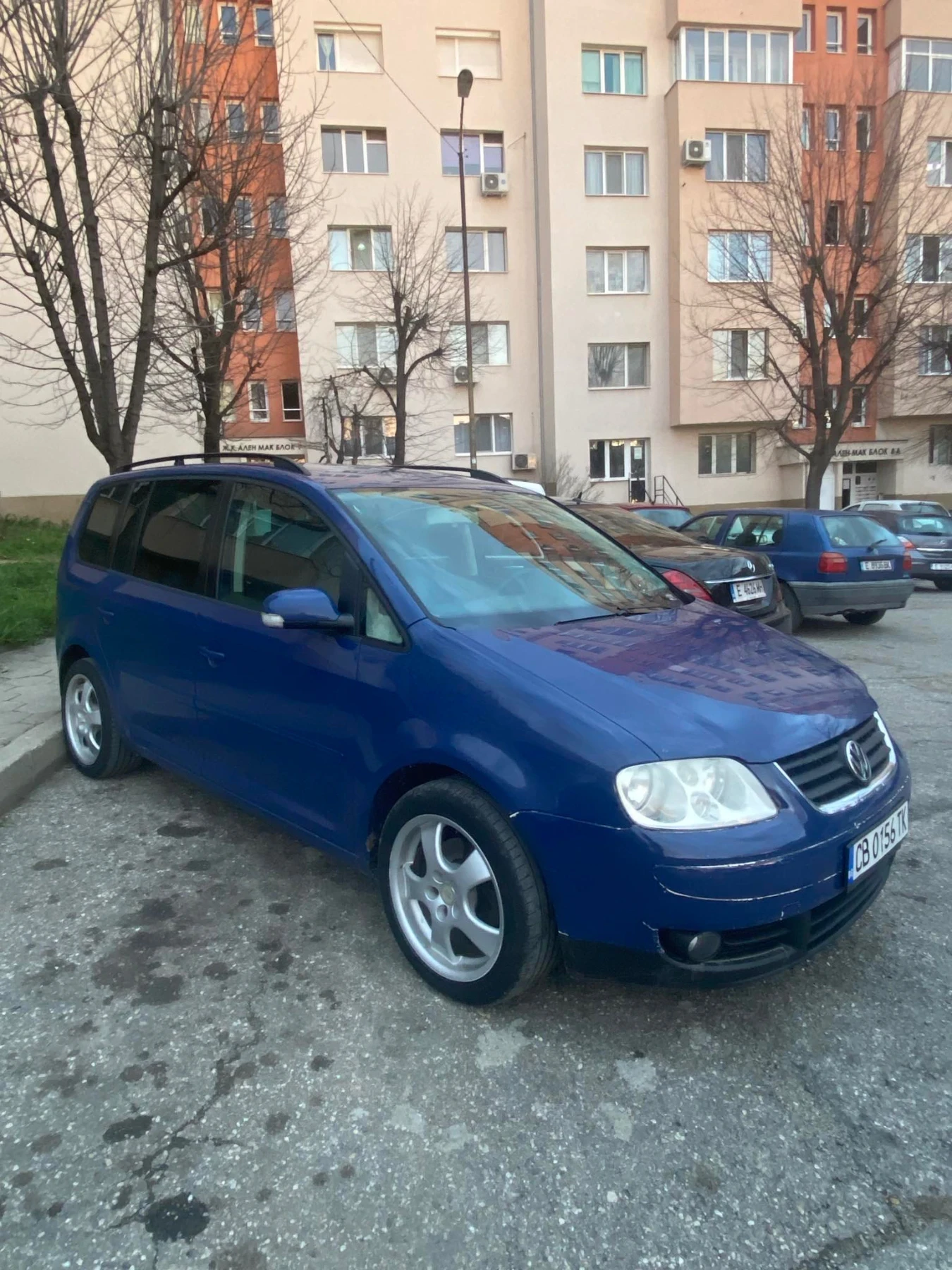 VW Touran 2.0 D 140  - изображение 2