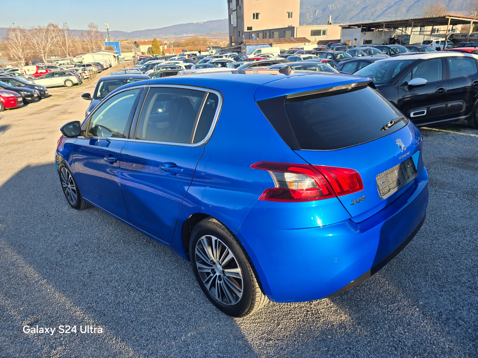 Peugeot 308 1.5HDI-131k.c-FACE-NAVI - изображение 7