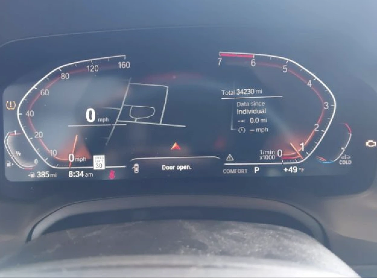 BMW 330 XDRIVE* HEAD-UP* ПОДГРЕВ* KEYLESS* AMBIENT LIGHT - изображение 9