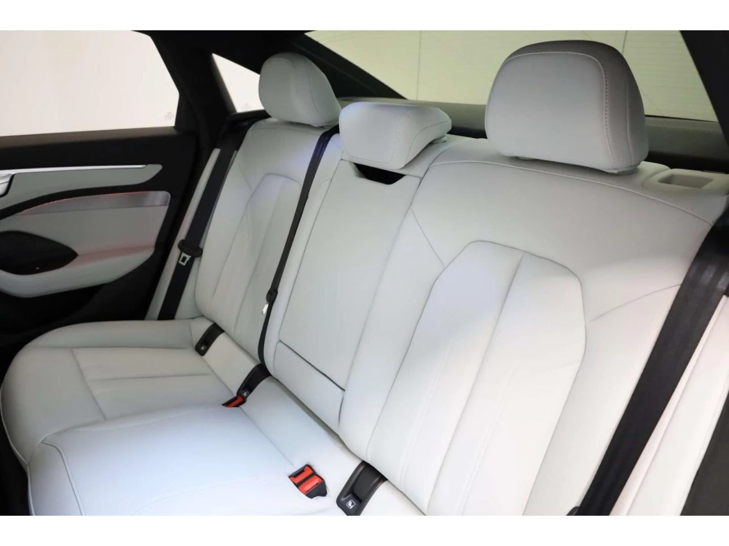 Audi A6 E-HYBRID QUATTRO S-LINE PANO B&O HEAD UP 360 | Mobile.bg   14