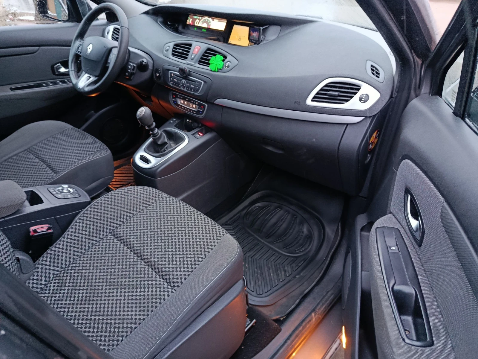 Renault Scenic 1.6dci 130k ��������� ������ ��� ��� 2011�  | Mobile.bg � ����������� 11