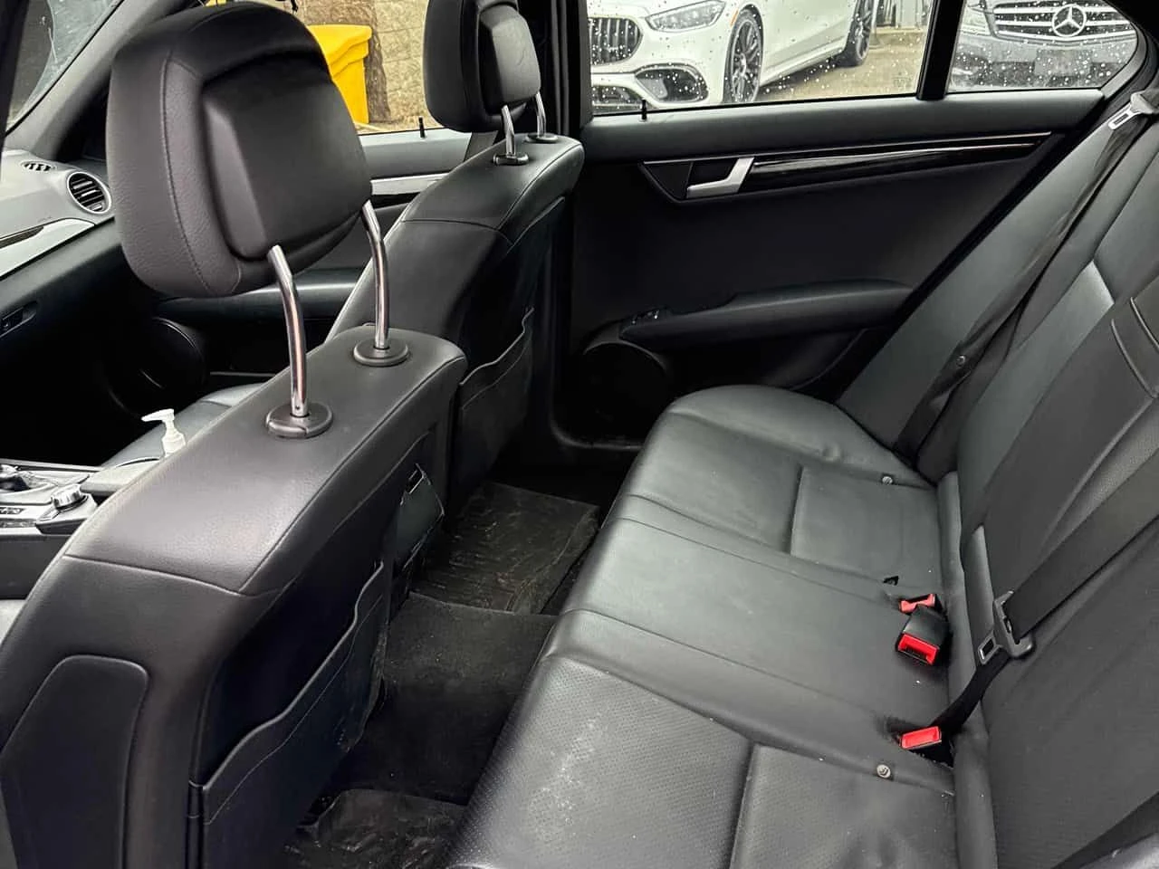 Mercedes-Benz C 300 * CARFAX * ПРЕДСТАВИТЕЛСТВО * AMG PACK * KEYLESS, снимка 12 - Автомобили и джипове - 53924849